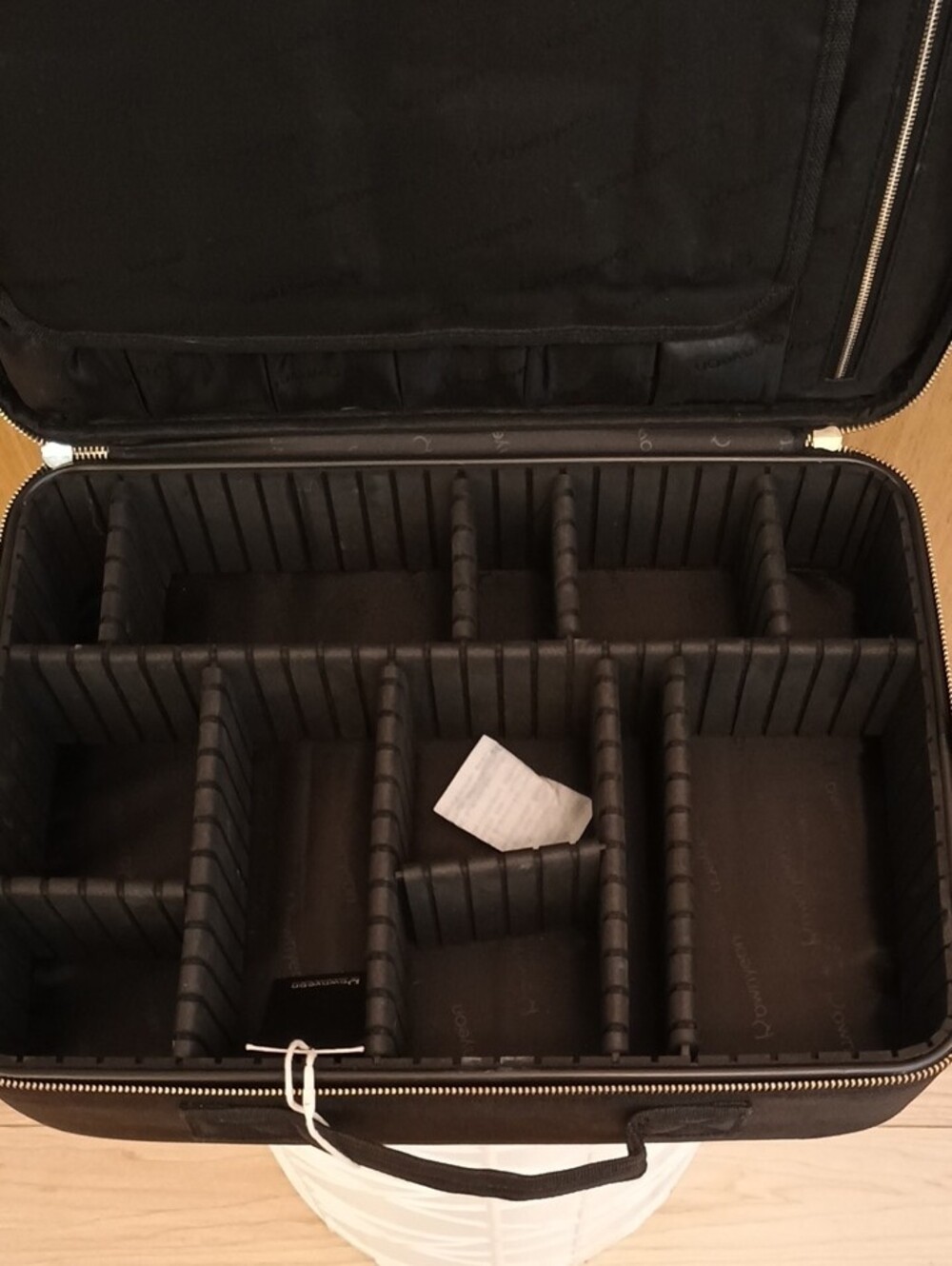 NWOT Rownyeon Professional Black  Makeup Case - Picture 5 of 7